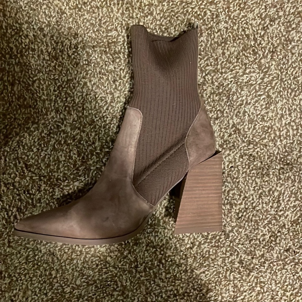 Steve Madden Boot